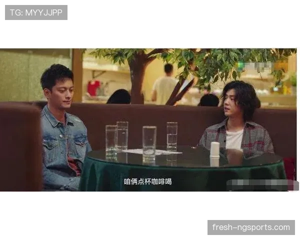 练俊杰上场像开挂,退场像邻居去买菜——这反差有毒 练俊杰上场像开挂,退场像邻居去买菜——这反差有毒